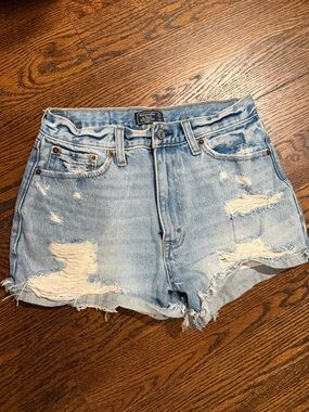 Abercrombie & Fitch Light Wash Distressed Denim Cutoff Shorts